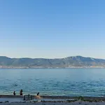 Appartamento Miranda With Terrace And Bbq By The Sea