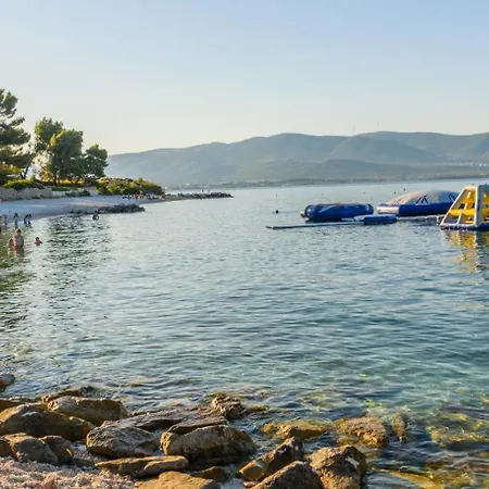 Lägenhet Miranda With Terrace And Bbq By The Sea *