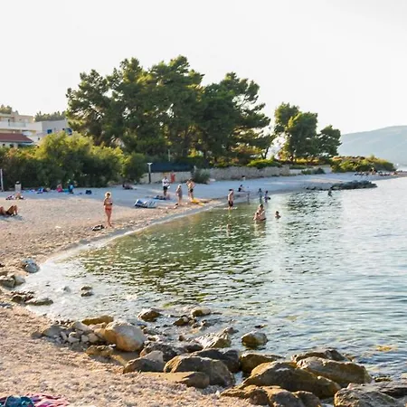 Miranda With Terrace And Bbq By The Sea Slatine