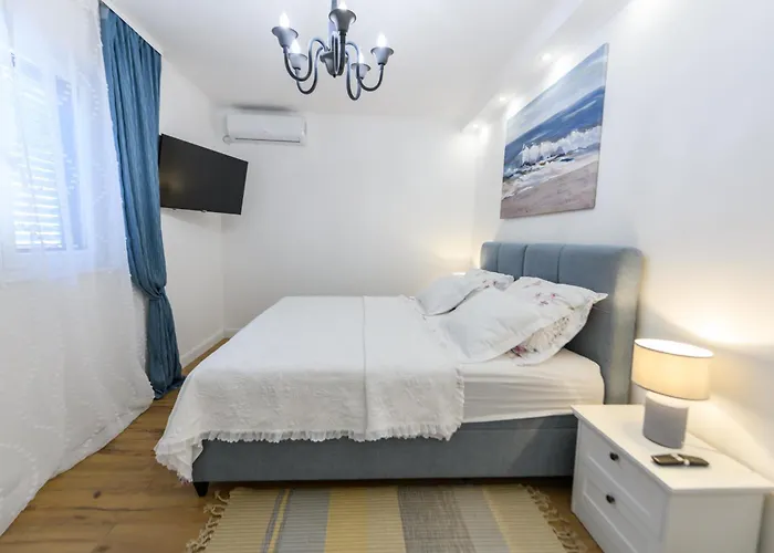 Miranda With Terrace And Bbq By The Sea Apartamento *