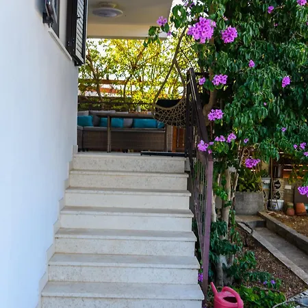 Miranda With Terrace And Bbq By The Sea Slatine