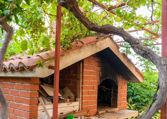 Miranda With Terrace And Bbq By The Sea Apartment